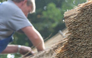 professional Dochgarroch thatchers